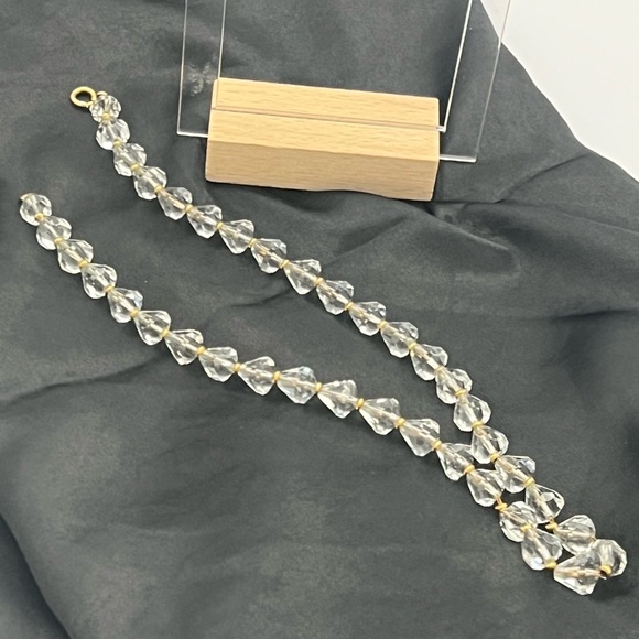 Vintage Simmons Gold Tone Crystal Bead Necklace & Matching Screw Back Earrings - Picture 7 of 14